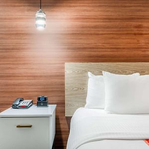 King Room Mobility or Hearing Impaired Access Non-Smoking